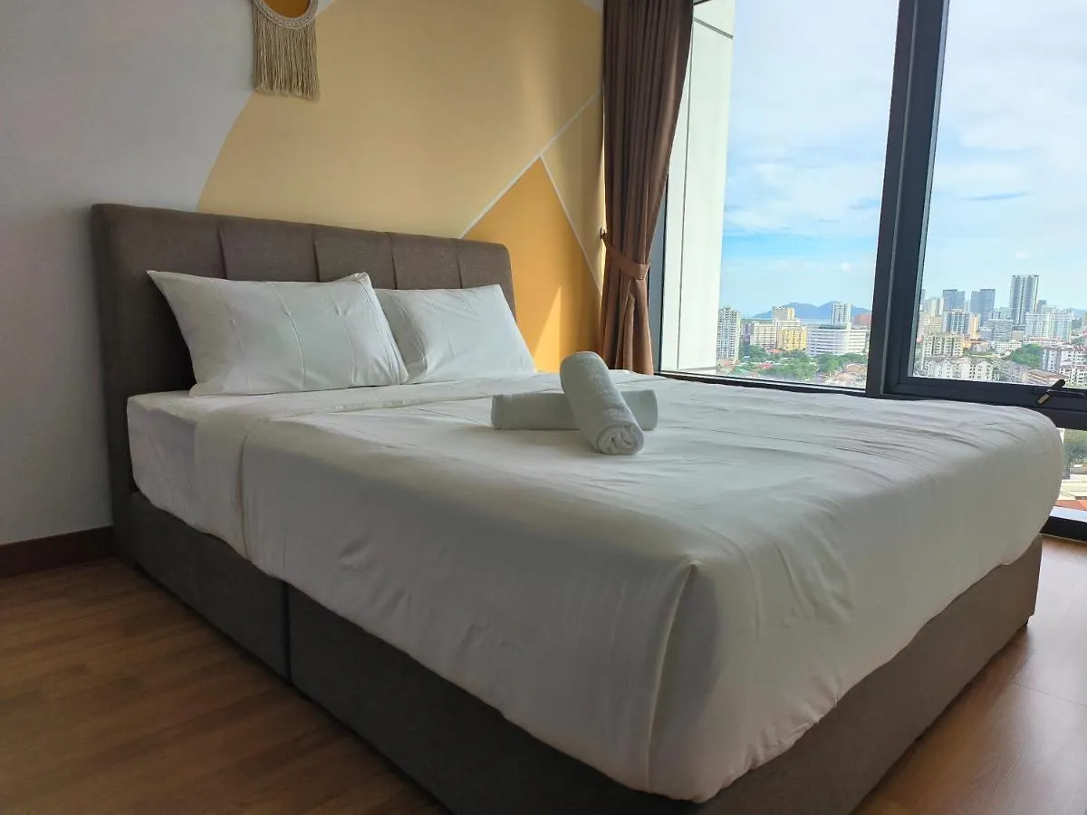 New Georgetown Tropical Macalister 218 Homestay 9Pax To11Pax Heng דירה
