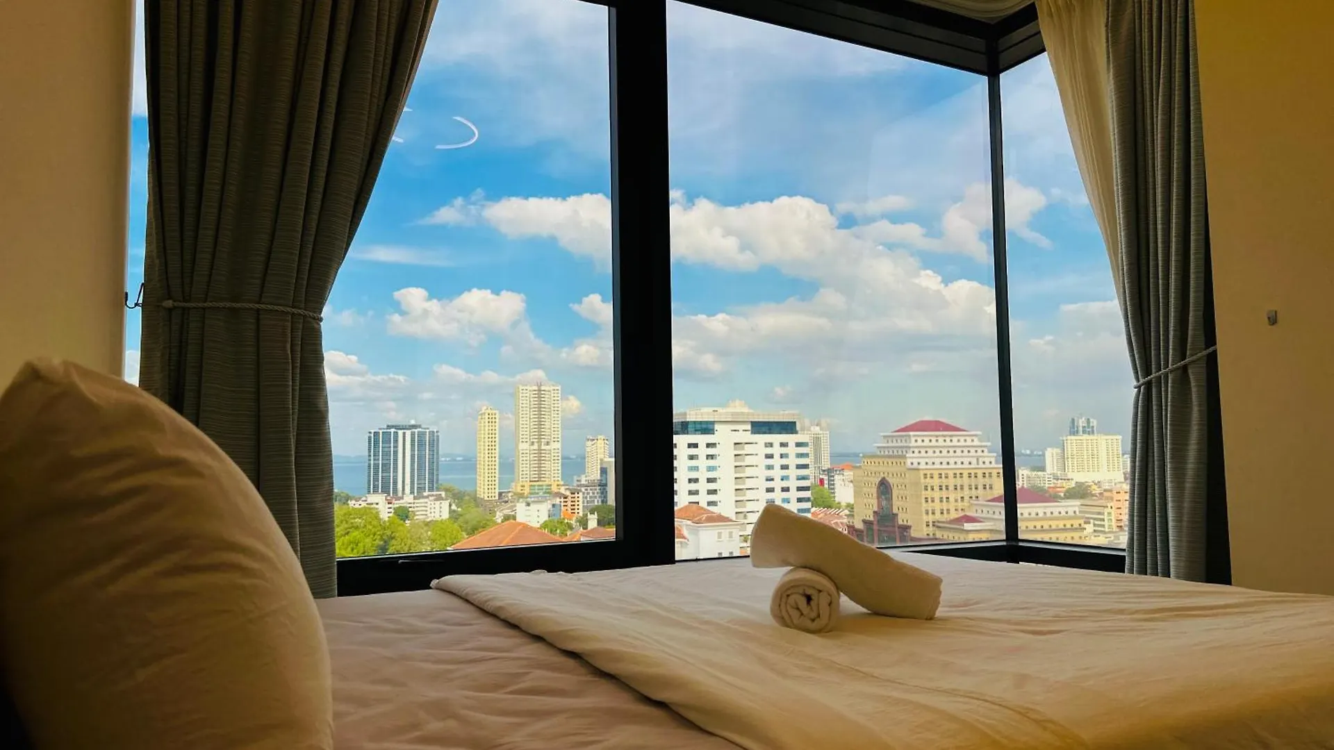 New Georgetown Tropical Macalister 218 Homestay 9Pax To11Pax Heng דירה ג'ורג' טאון
