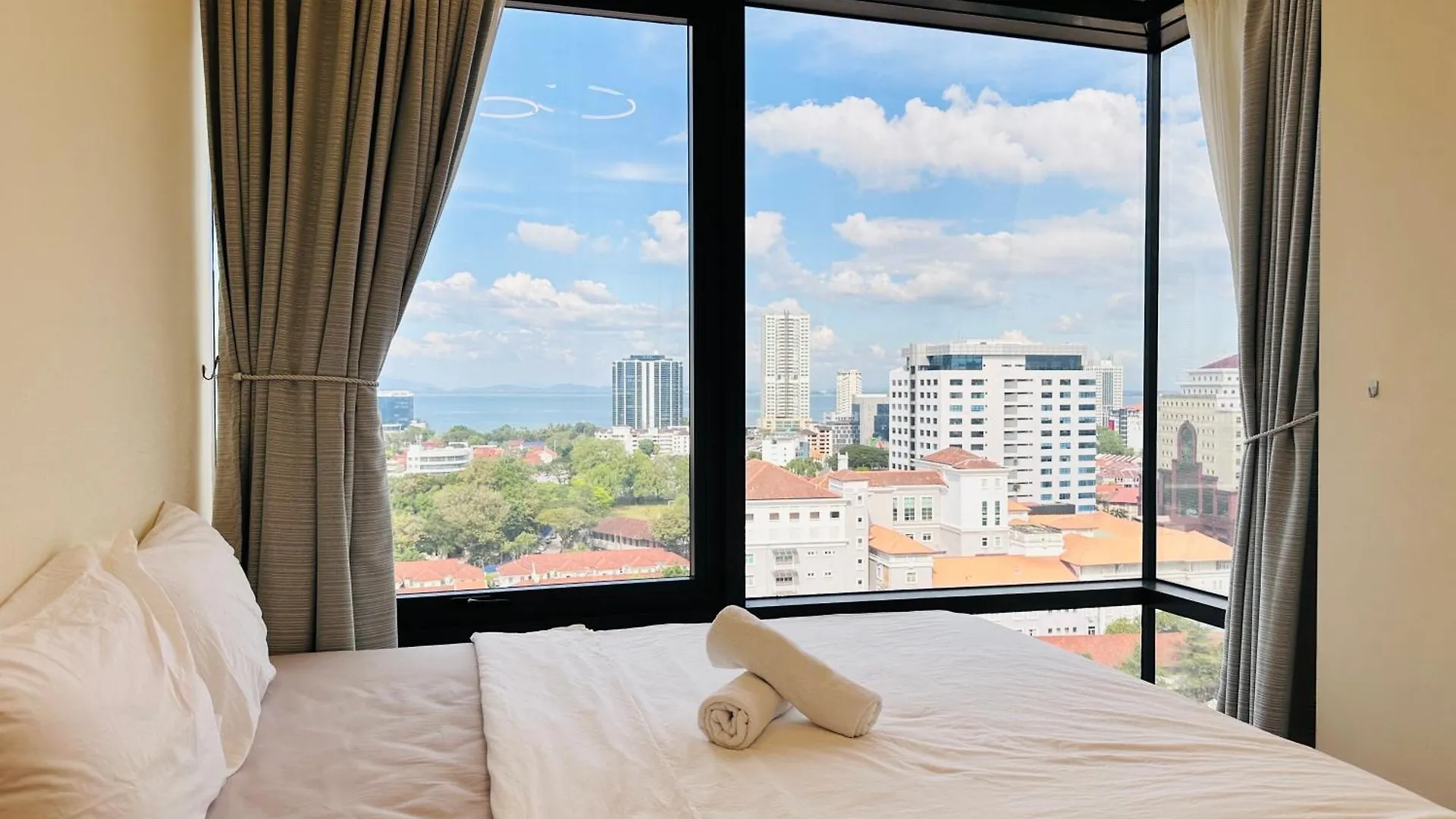 New Georgetown Tropical Macalister 218 Homestay 9Pax To11Pax Heng מלזיה