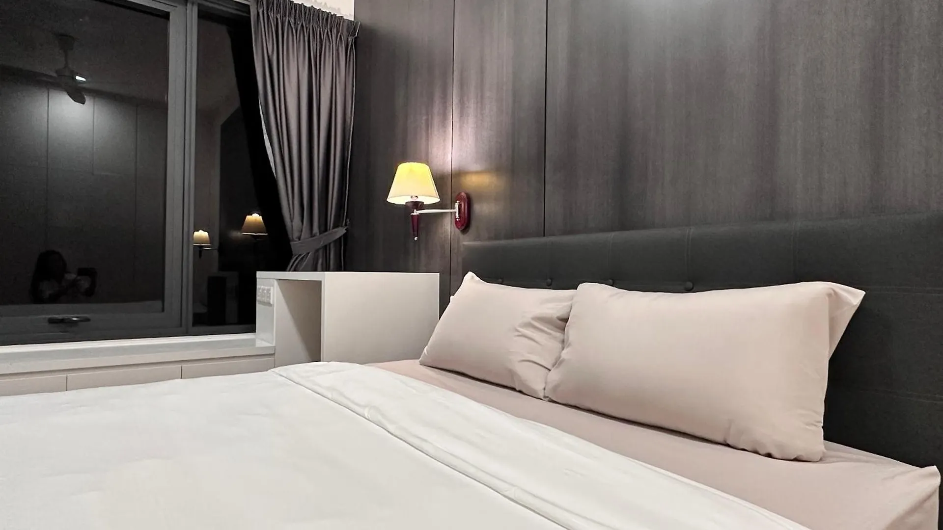 New Georgetown Tropical Macalister 218 Homestay 9Pax To11Pax Heng ג'ורג' טאון