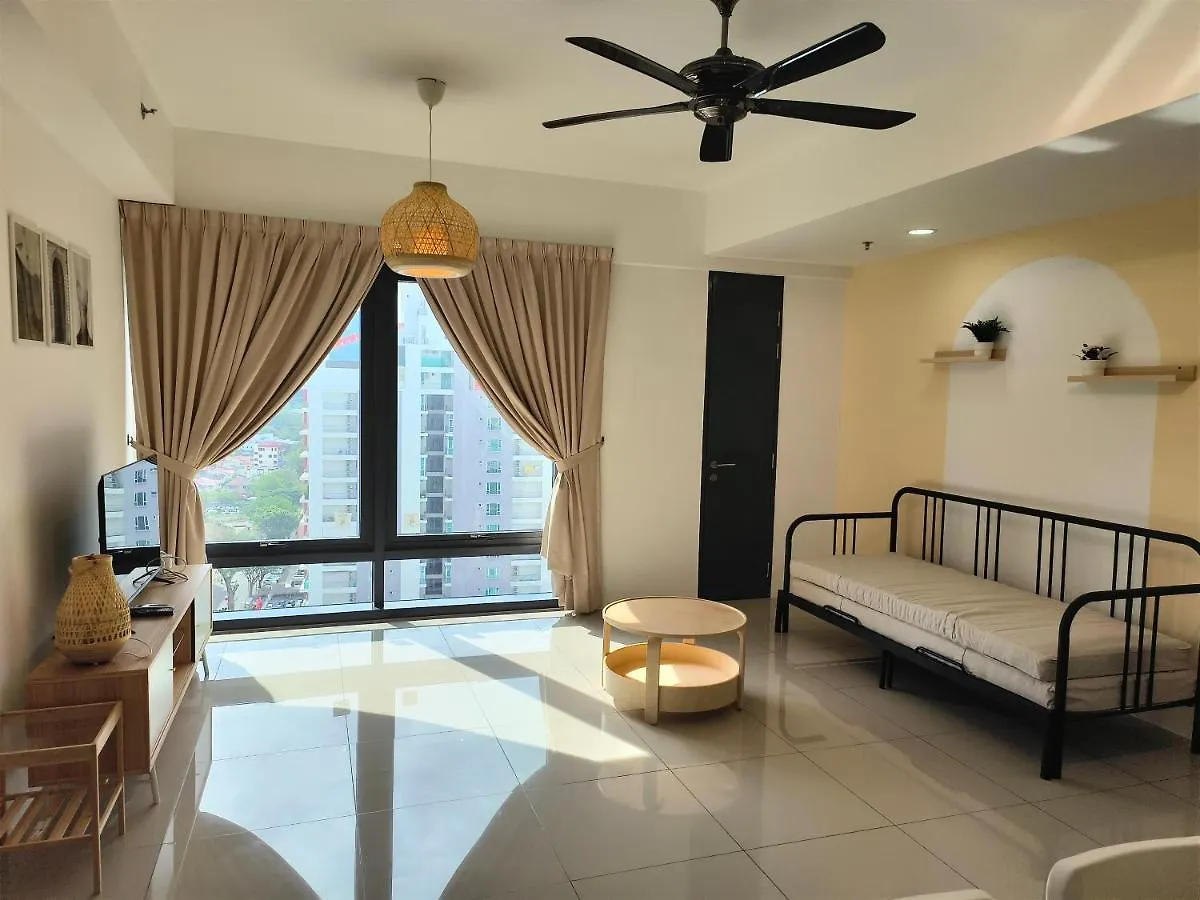 New Georgetown Tropical Macalister 218 Homestay 9Pax To11Pax Heng location
