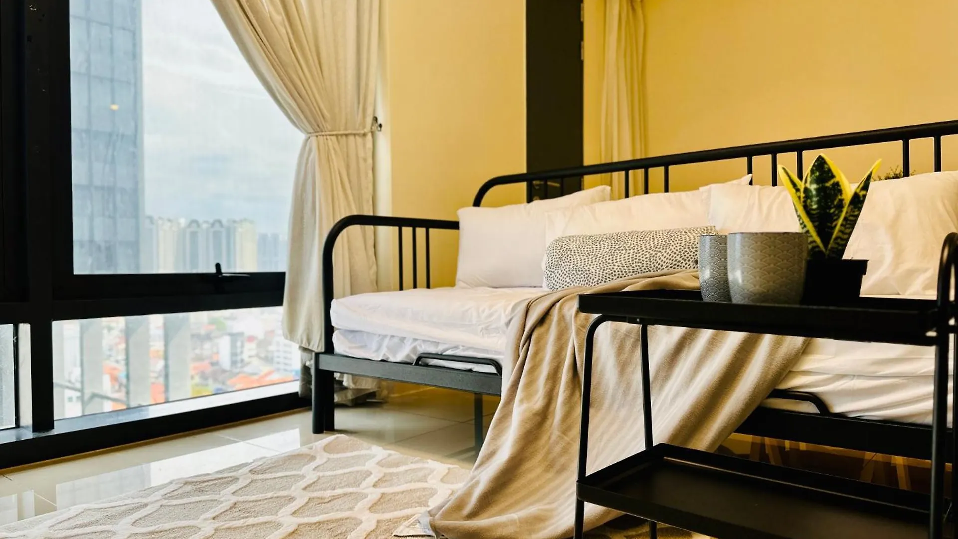 New Georgetown Tropical Macalister 218 Homestay 9Pax To11Pax Heng 0*, Джорджтаун Малайзия