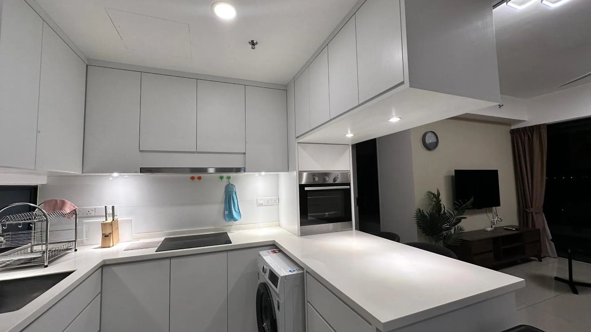 Apartment New Georgetown Tropical Macalister 218 Homestay 9Pax To11Pax Heng Malaysia