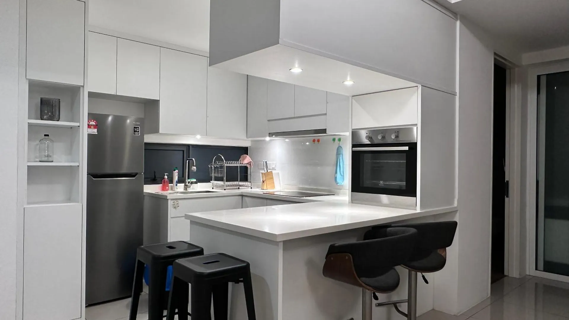 Apartment New Georgetown Tropical Macalister 218 Homestay 9Pax To11Pax Heng