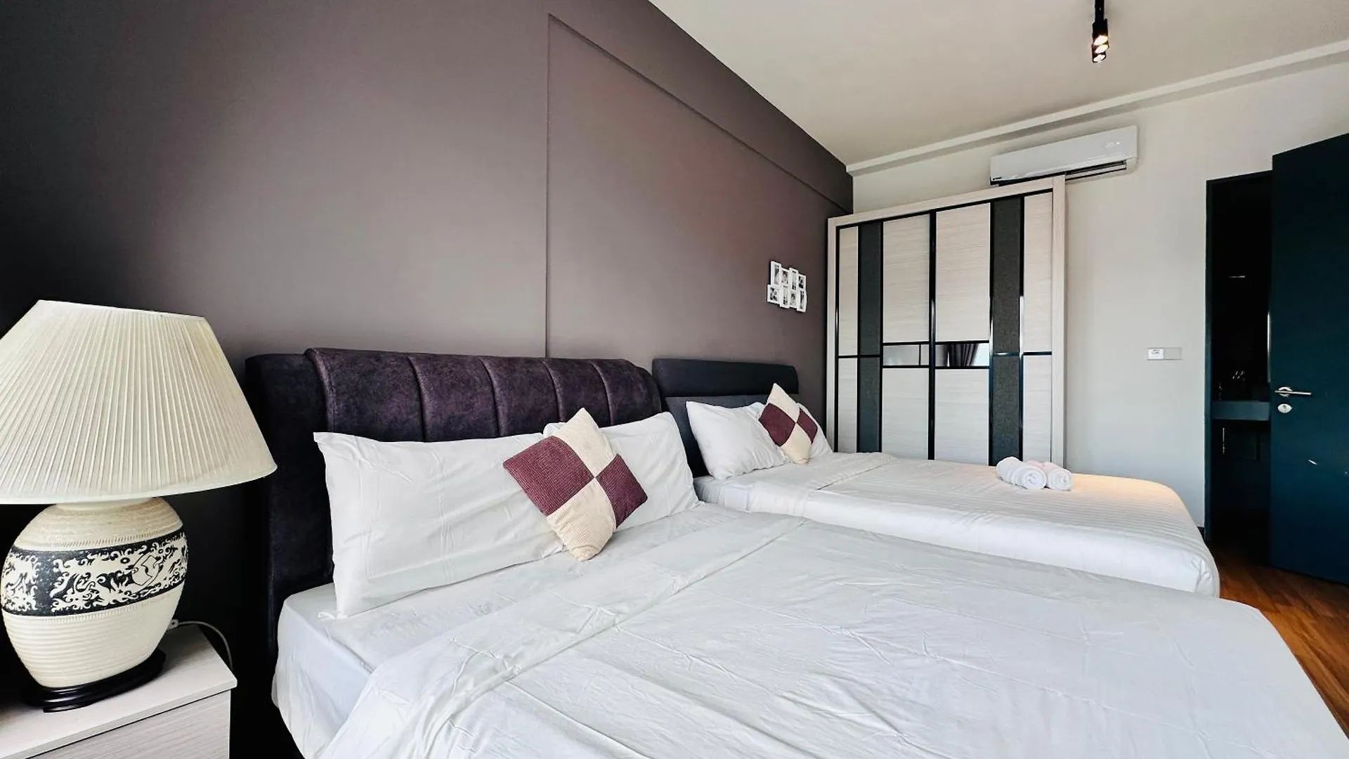 New Georgetown Tropical Macalister 218 Homestay 9Pax To11Pax Heng Апартаменты Джорджтаун